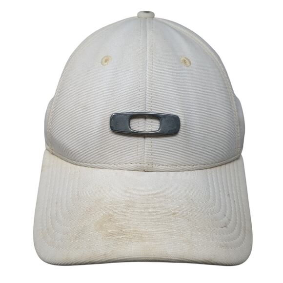 Oakley Logo Fitted Baseball Hat White Medium A-Flex Solid Vent Holes - Picture 1 of 9
